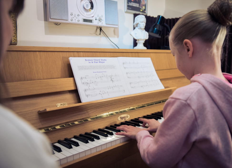 piano tuition for children