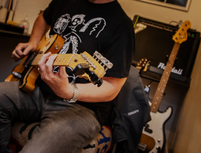 Guitar Lessons Feature 2025
