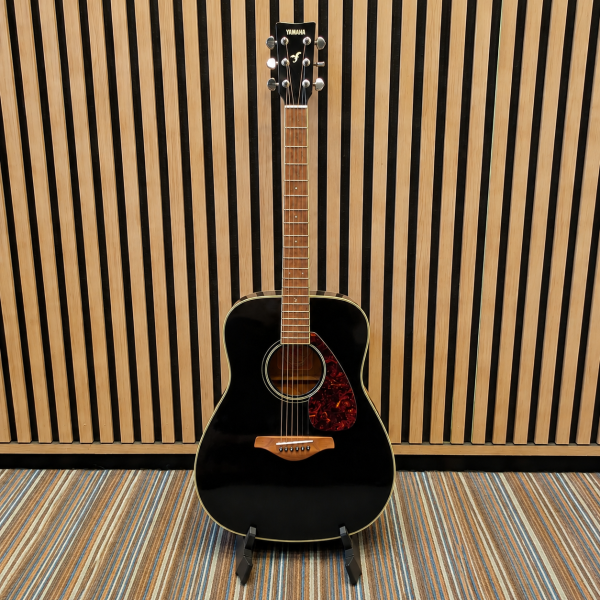 Yamaha Acoustic FG720s Front Image